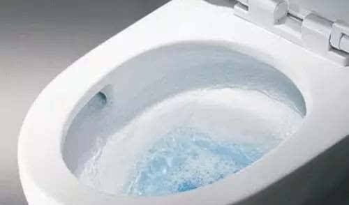 马桶堵了怎么办水满了卫生纸