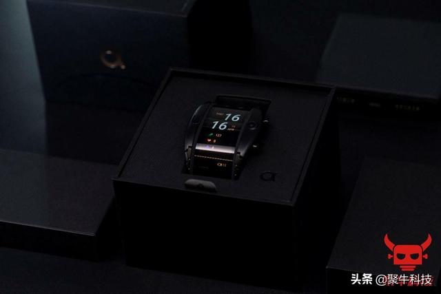努比亚阿尔法有什么功能（移动终端设备的新形态）(2)
