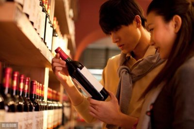 ​让男人掏钱的话术，3大技巧教你刺激男人掏钱