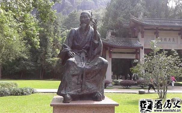 朱熹的雕像