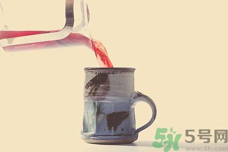 九个月宝宝可以喝石榴汁吗?宝宝喝石榴汁好吗