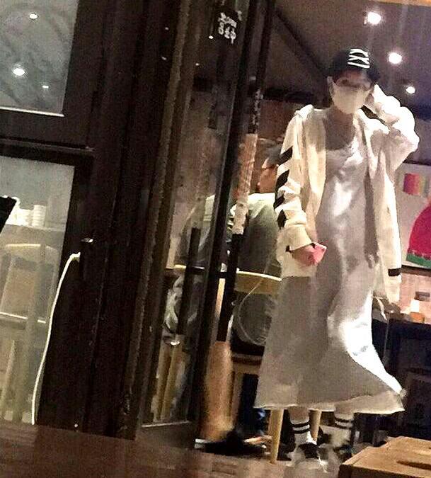 赵丽颖宣布怀孕，过去四个月大家看着颖宝的“胎儿”慢慢长大